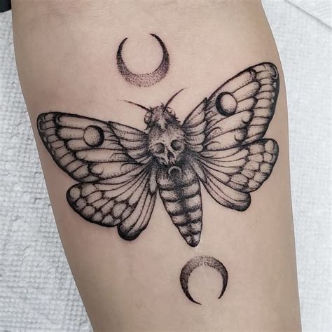 21 Shin moth tattoo ideas in 2024